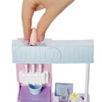 Barbie® You Can Be Anything™: Εργαστήριο Παγωτού με κούκλα και αξεσουάρ Mattel_3