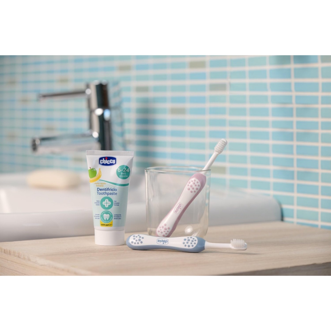 Chicco-Toothbrush-6-36m-Classic-BluePale-000.120.8111.0000-a