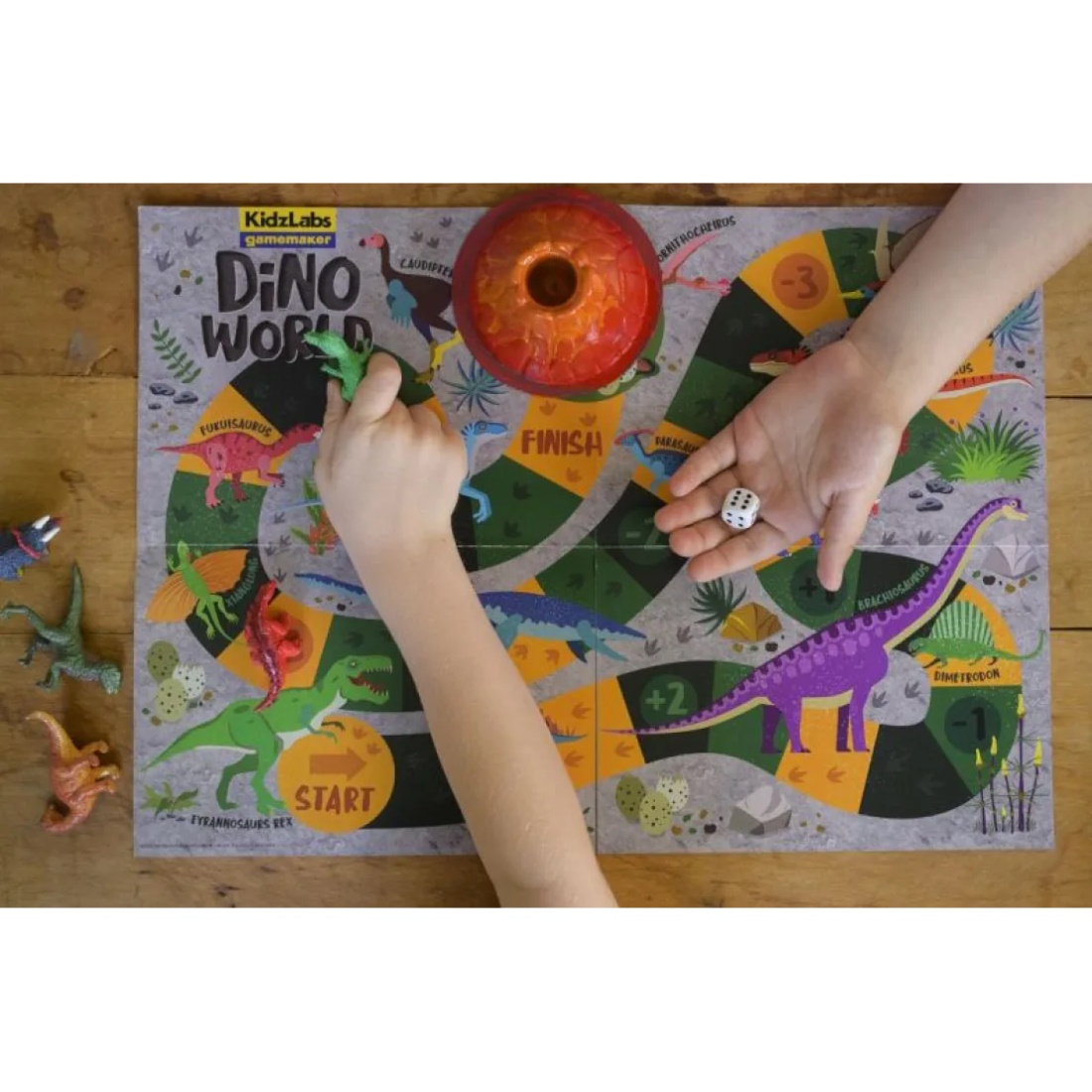 4MToys-KidzLabs-PaintAndPlay-TheDinosaurvsWorld-4M0556-00-03400-d